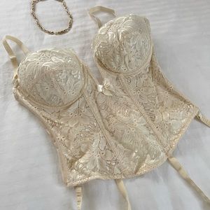 Vintage lace corset